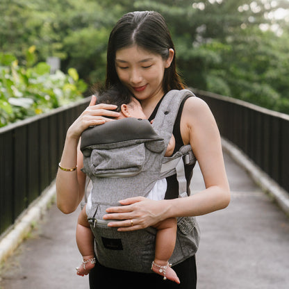 Mimosa Airplush 6-Way Hipseat Carrier
